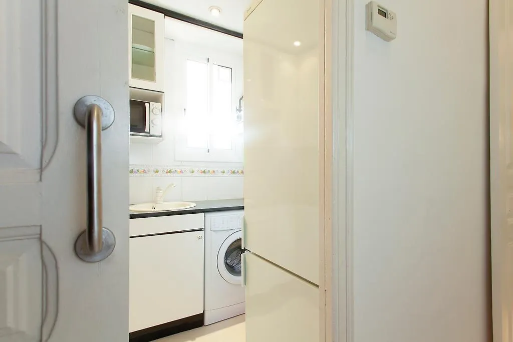 Apartment Lepanto Barcelona